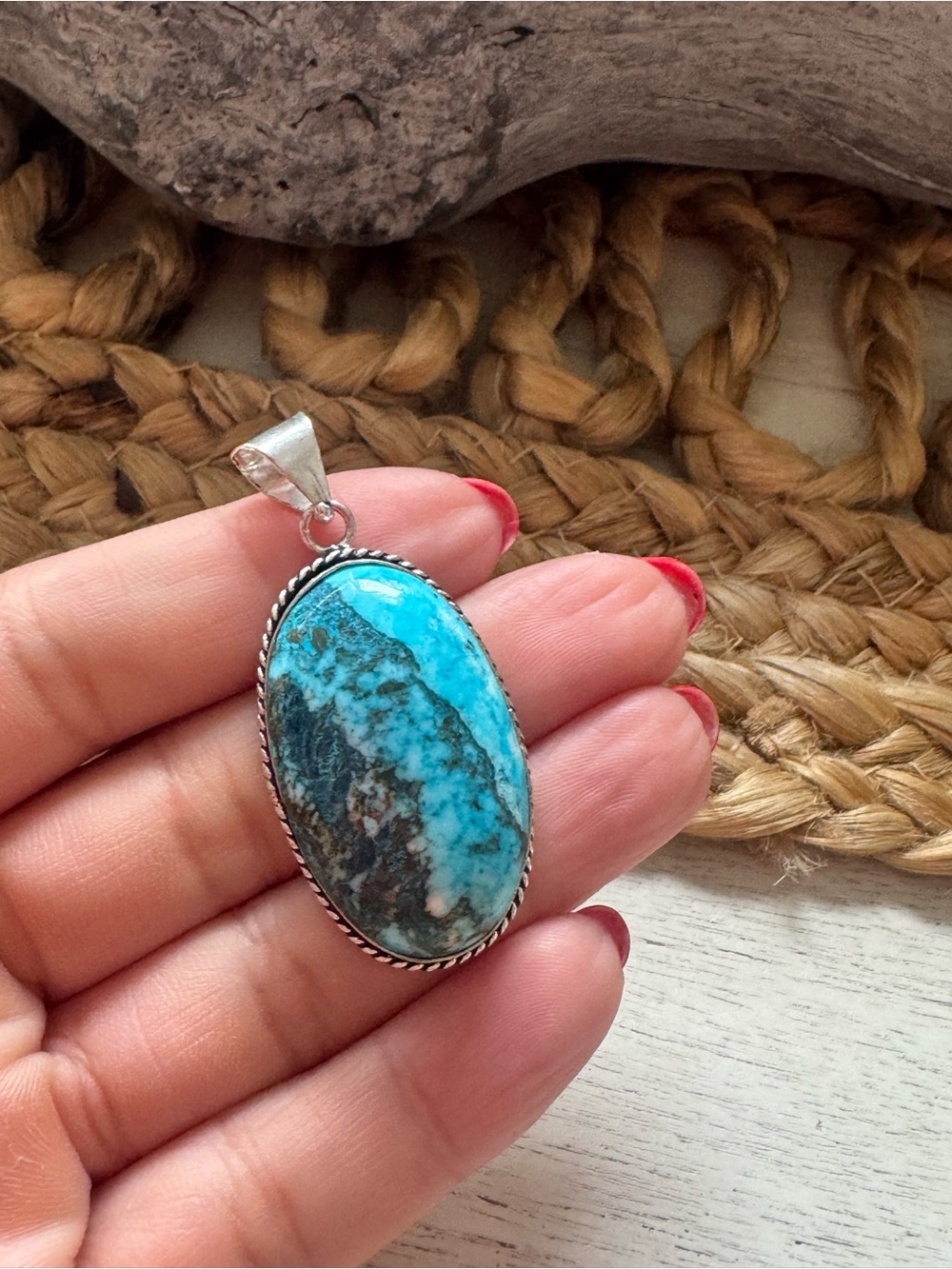 TURQUOISE GEMSTONE PENDANT